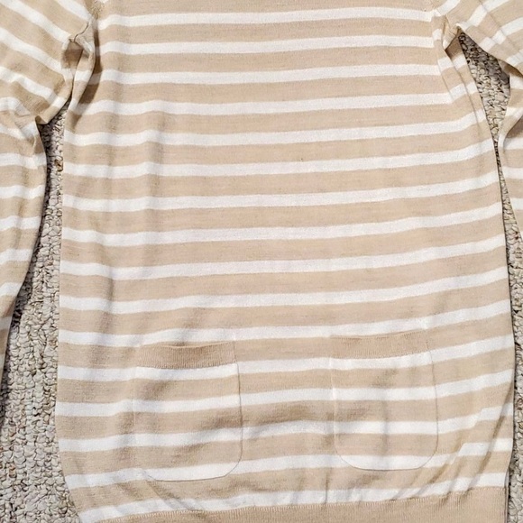 Womens LOFT xs soft tan and white sweater - Picture 12 of 16